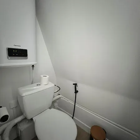 Batignolles, Montmartre 12m2 , Metro 13 Et 14 * Parigi